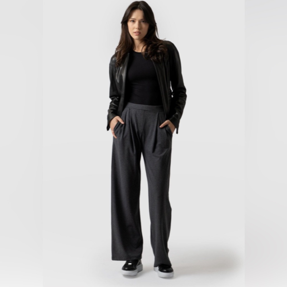 NWT Saint and Sofia Camden Wide Leg Pant, Charcoal, Size 6, length 29”